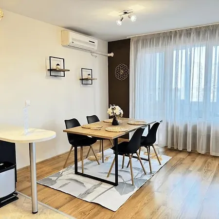 Stylish 1br Flat With Sunny Terrace Burgas City